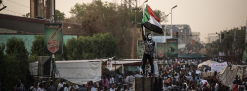 Sudan'da cunta geri adım attı