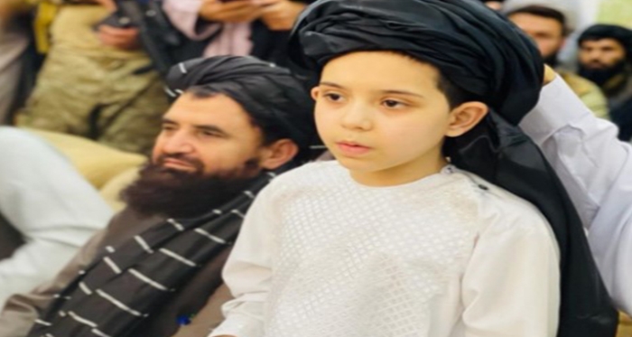  Taliban'ın operasyonuyla ailesine kavuştu