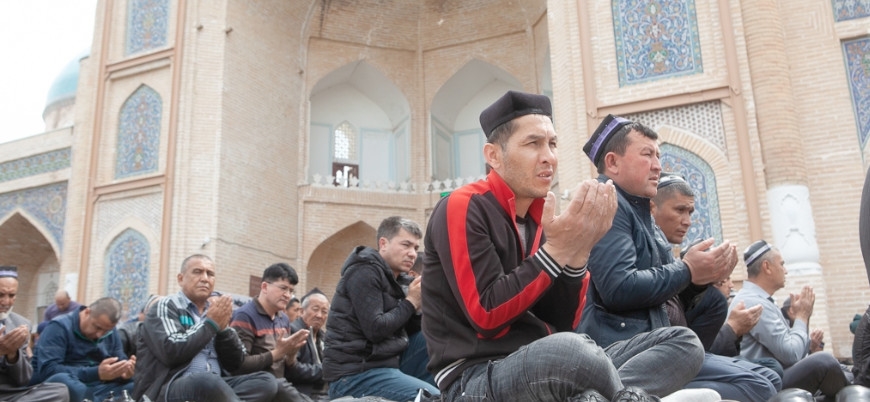 Özbekistan'da başörtüsü yasağı kaldırıldı 
